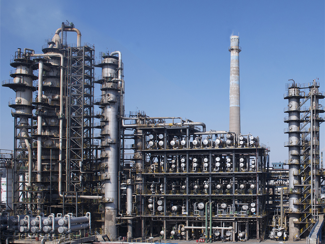 100萬噸催(cui)化裂化 